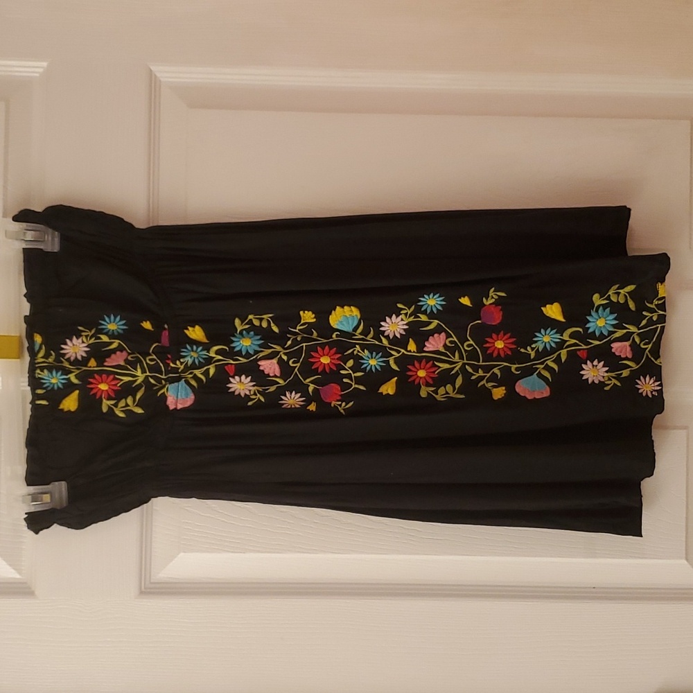 NWOT  Y2K. Floral Tube  Dress